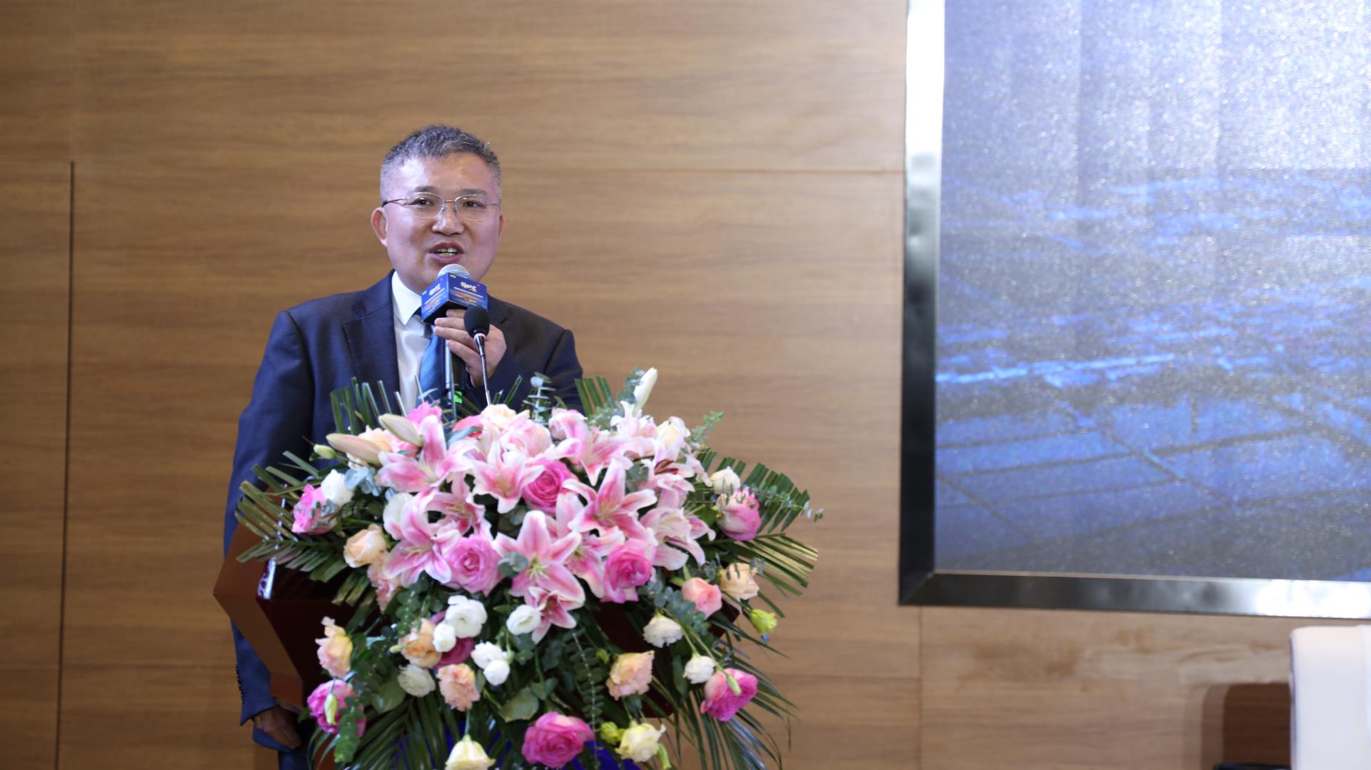 金狮贵宾会·宾至如归-尊贵显赫