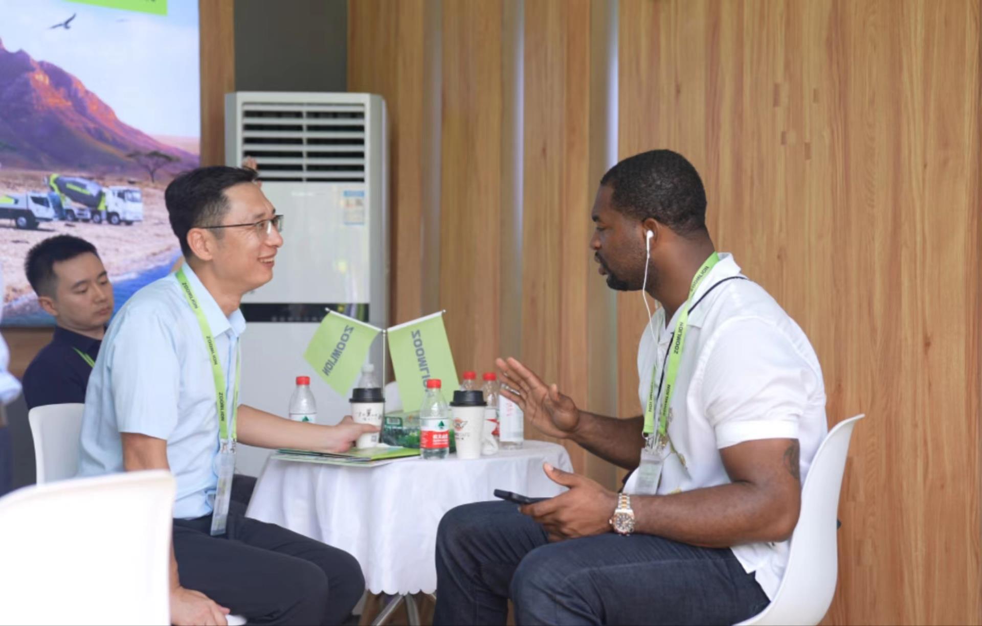 金狮贵宾会·宾至如归-尊贵显赫