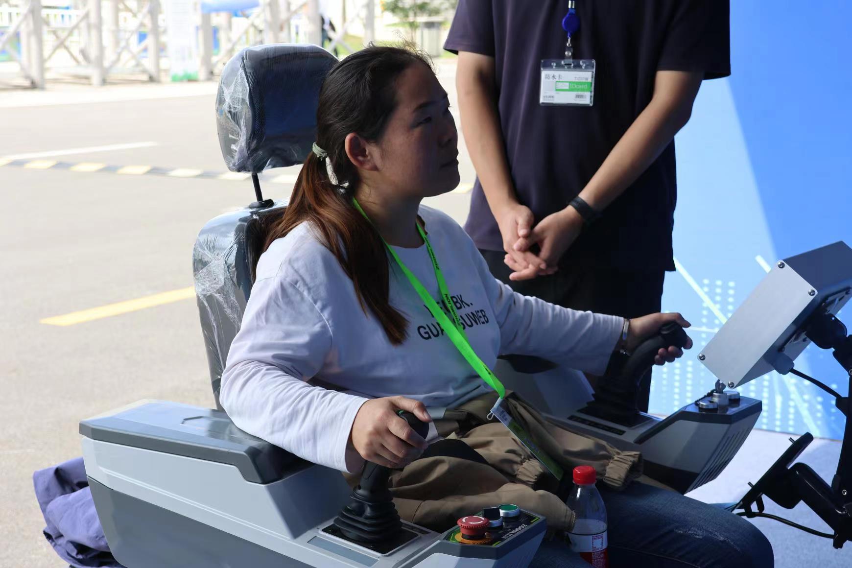 金狮贵宾会·宾至如归-尊贵显赫