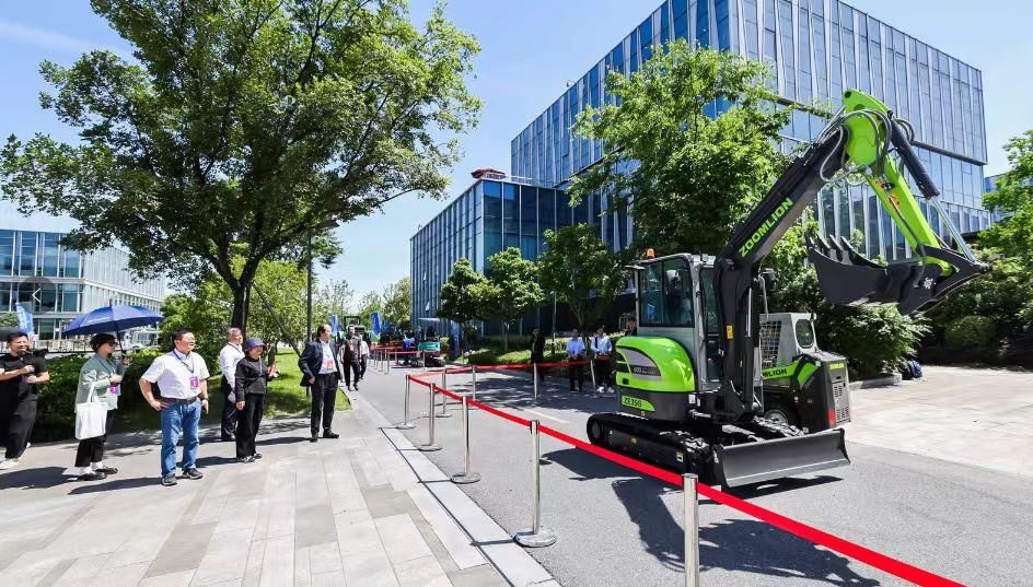 金狮贵宾会·宾至如归-尊贵显赫