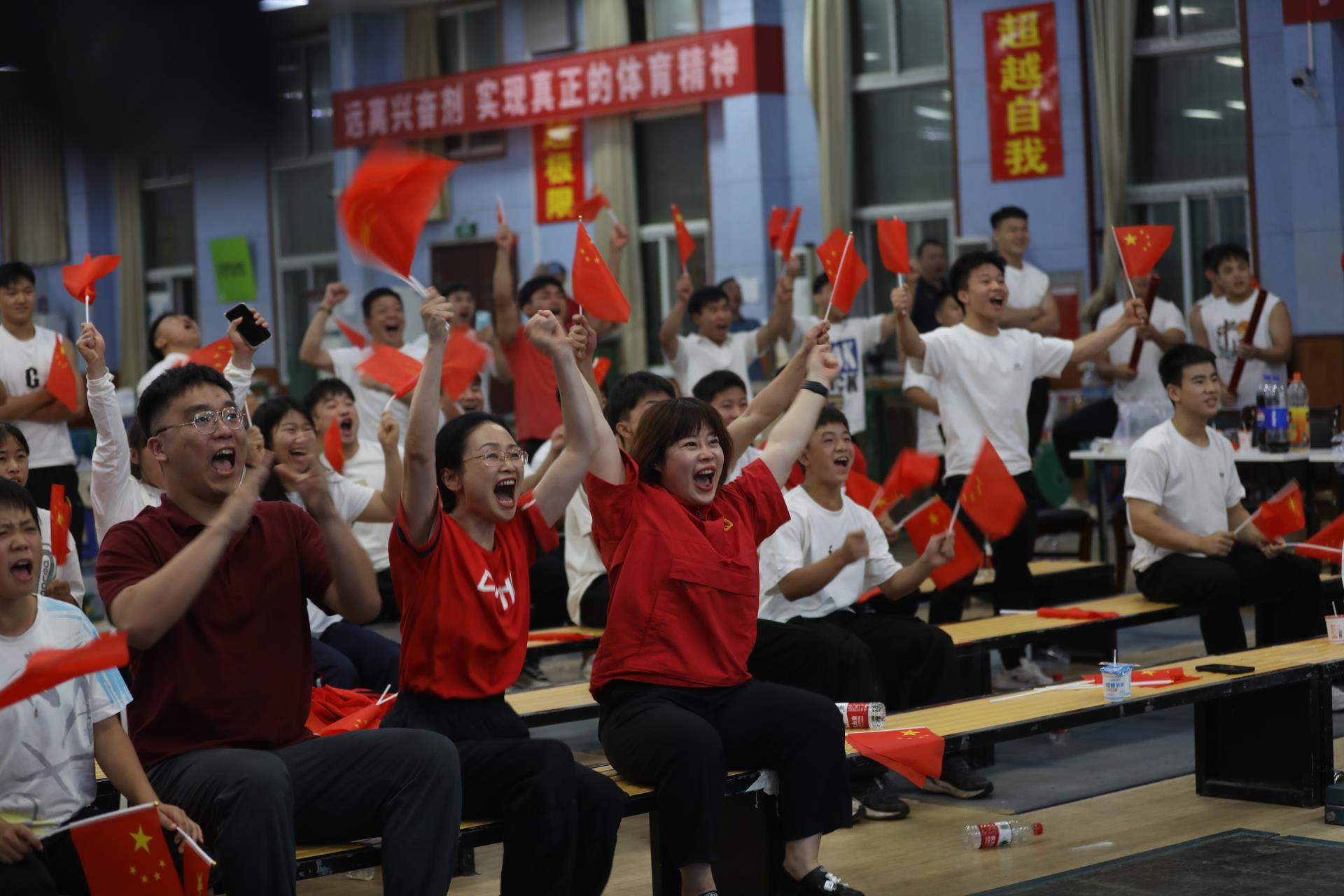 金狮贵宾会·宾至如归-尊贵显赫