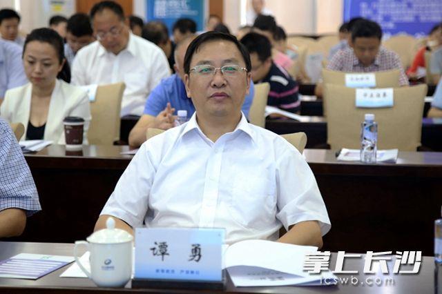 金狮贵宾会·宾至如归-尊贵显赫